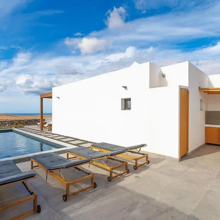 别墅 Casa Magafral With Heated Pool *