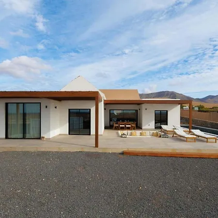 别墅 Casa Magafral With Heated Pool *