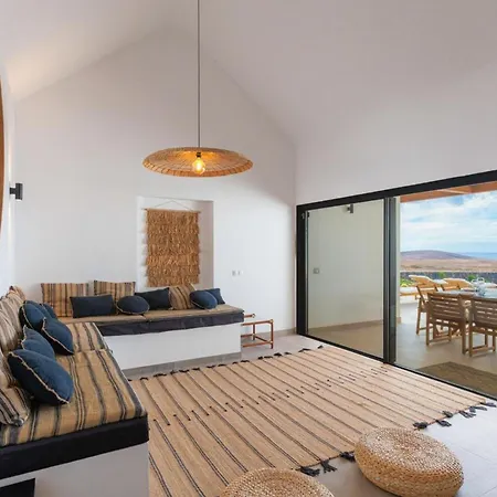 别墅 Casa Magafral With Heated Pool