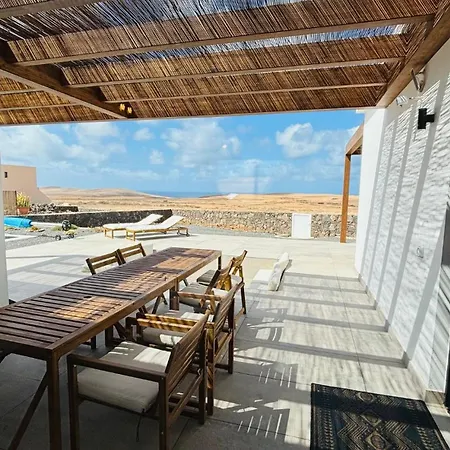别墅 Casa Magafral In With Heated Pool