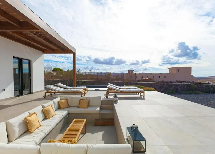 Villa Casa Magafral With Heated Pool Tindaya